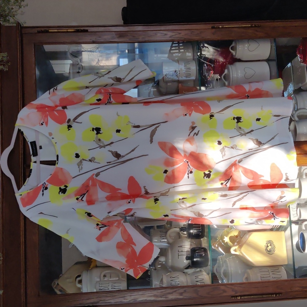 Dress, women's